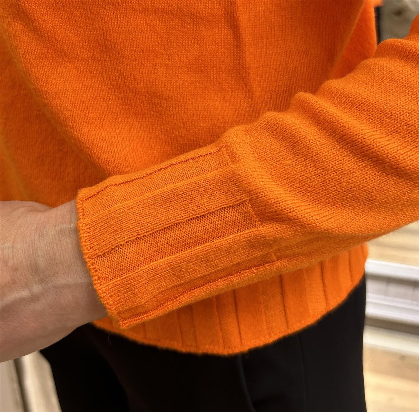 Gran Sasso Cashmere V-hals genser Oransje - ZhosLaila