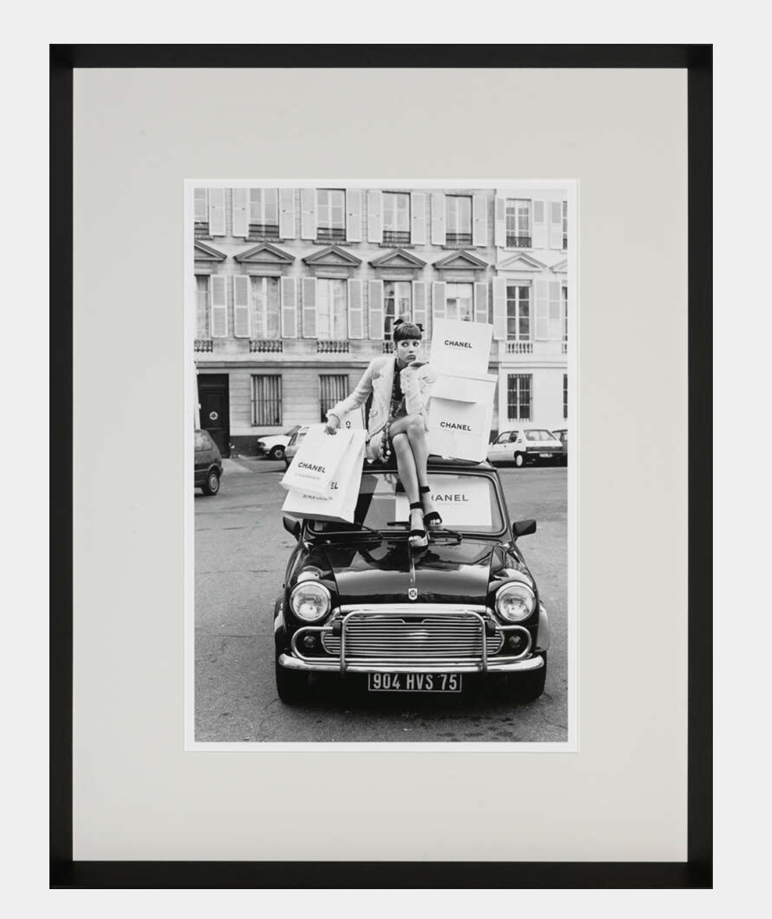 Shopping in Paris H94 x B74cm