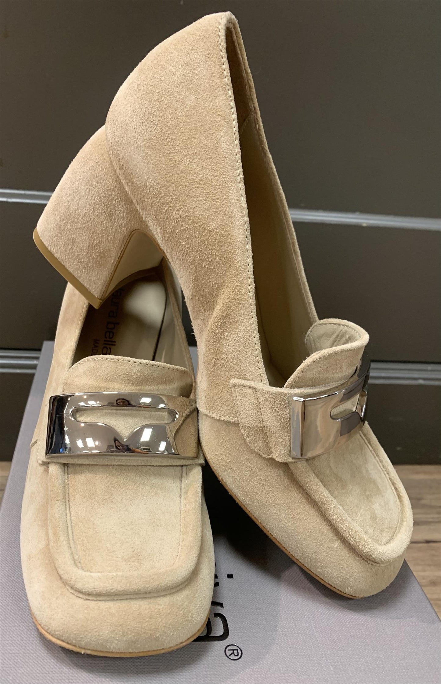 Laura Bellariva Mou velur Beige - ZhosLaila