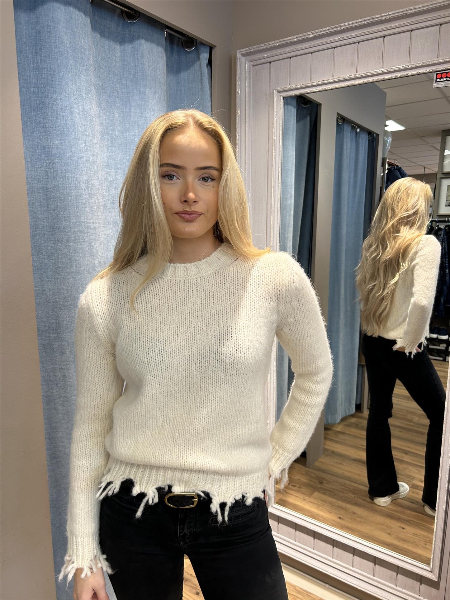 Rosso35 genser Off-White