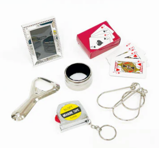 Crackers Holly and Fretwork - ZhosLaila