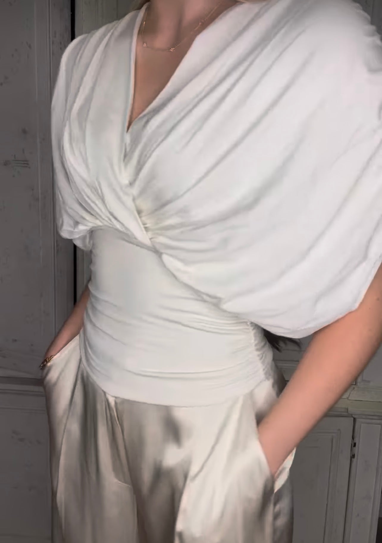 Viveh Conus topp Off-White - ZhosLaila