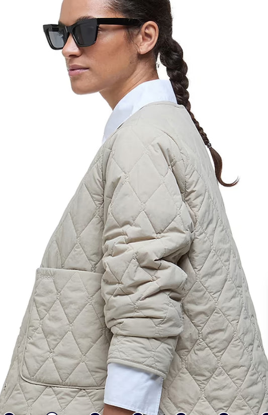 Barbour Monroe vattert kort jakke Lys Sand - ZhosLaila