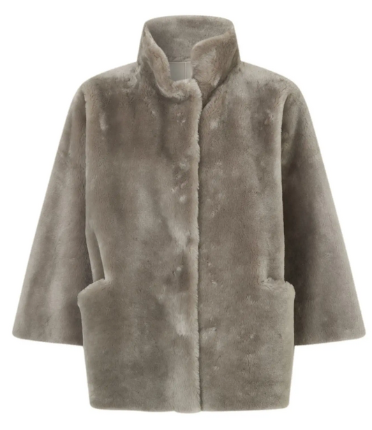 Benedikte Utzon Kate lammeskinnsjakke Stjerne-grå - ZhosLaila