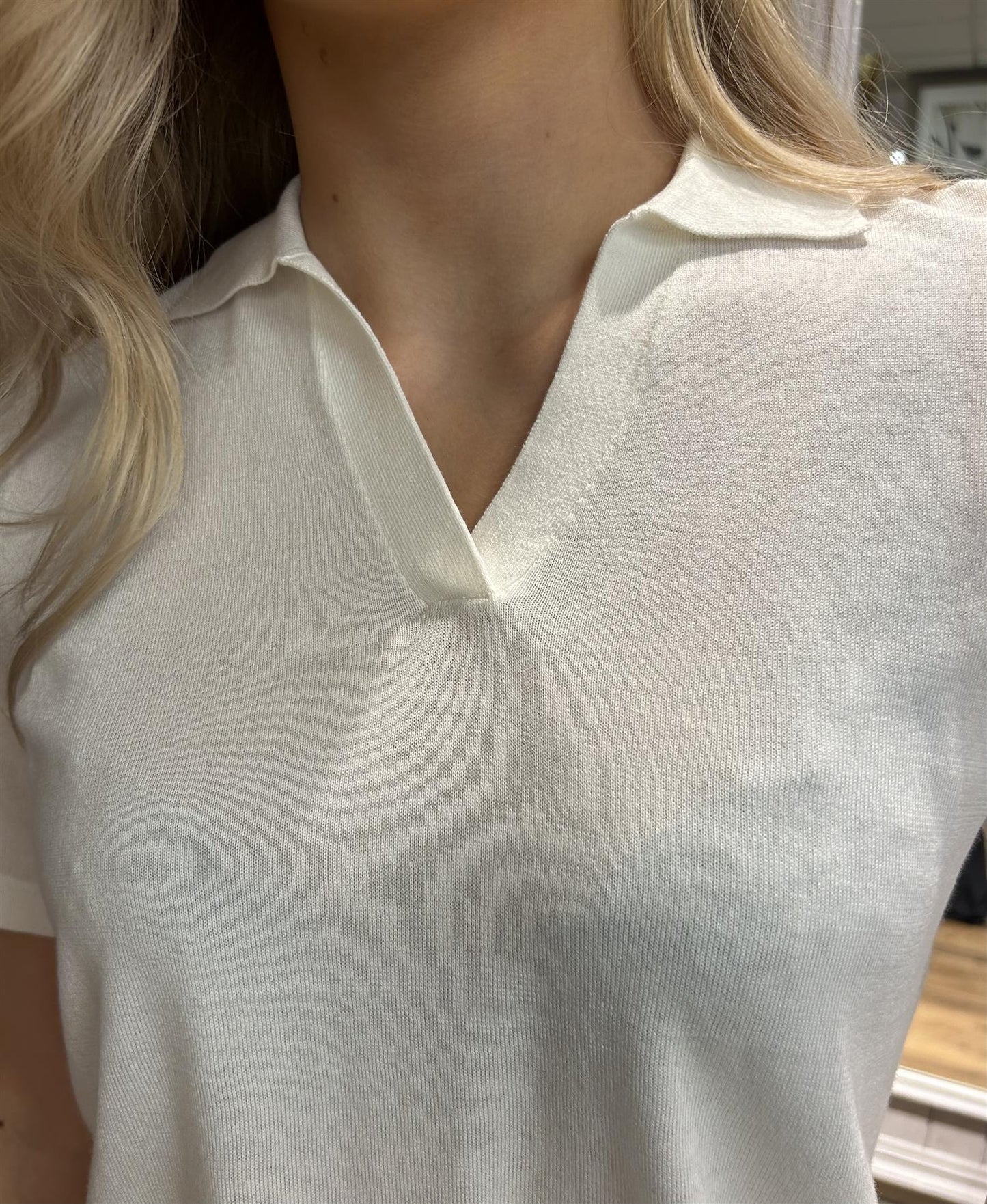 Amuse Hedvig Klassisk pique t-skjorte Off-White - ZhosLaila