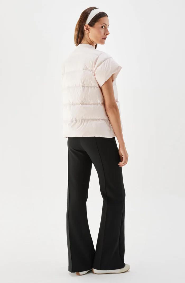 Busnel Indie kortermet dunvest lysroa