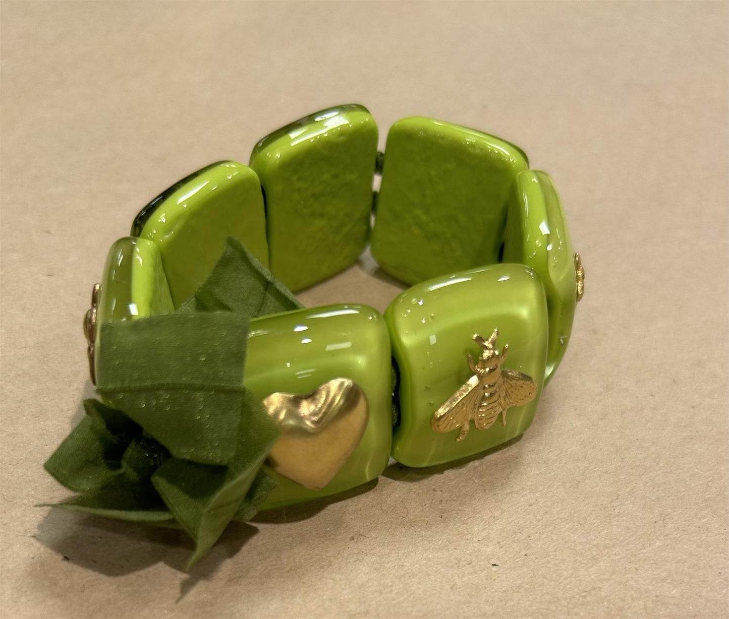 Armbånd med 7 stener kvadrag - ZhosLaila