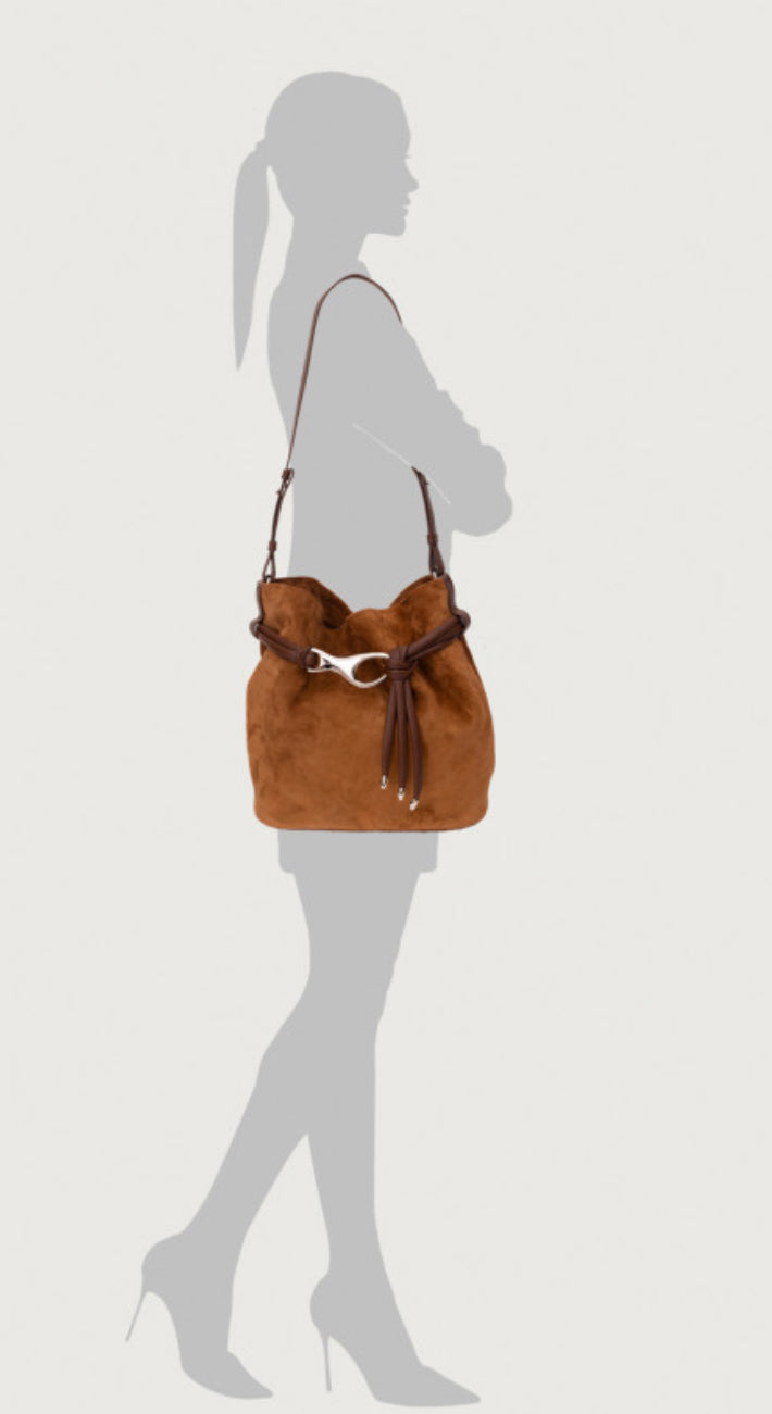 Orciani Dori Peach bøtteveske i semsket skinn med stropp - ZhosLaila