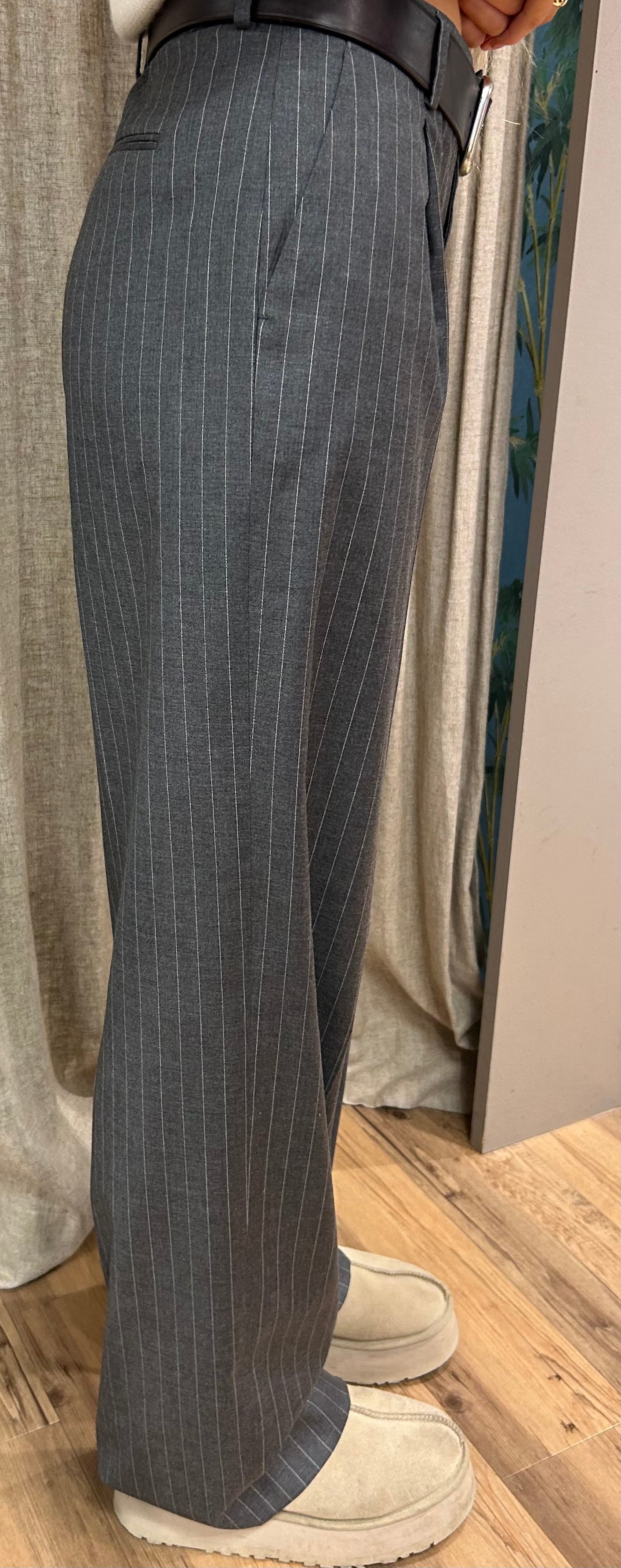 Lola pin stripe grå