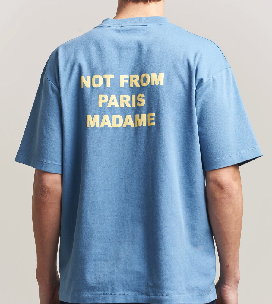 Drôle de Monsieur T-shirt "Not from Paris Madame" lyseblå
