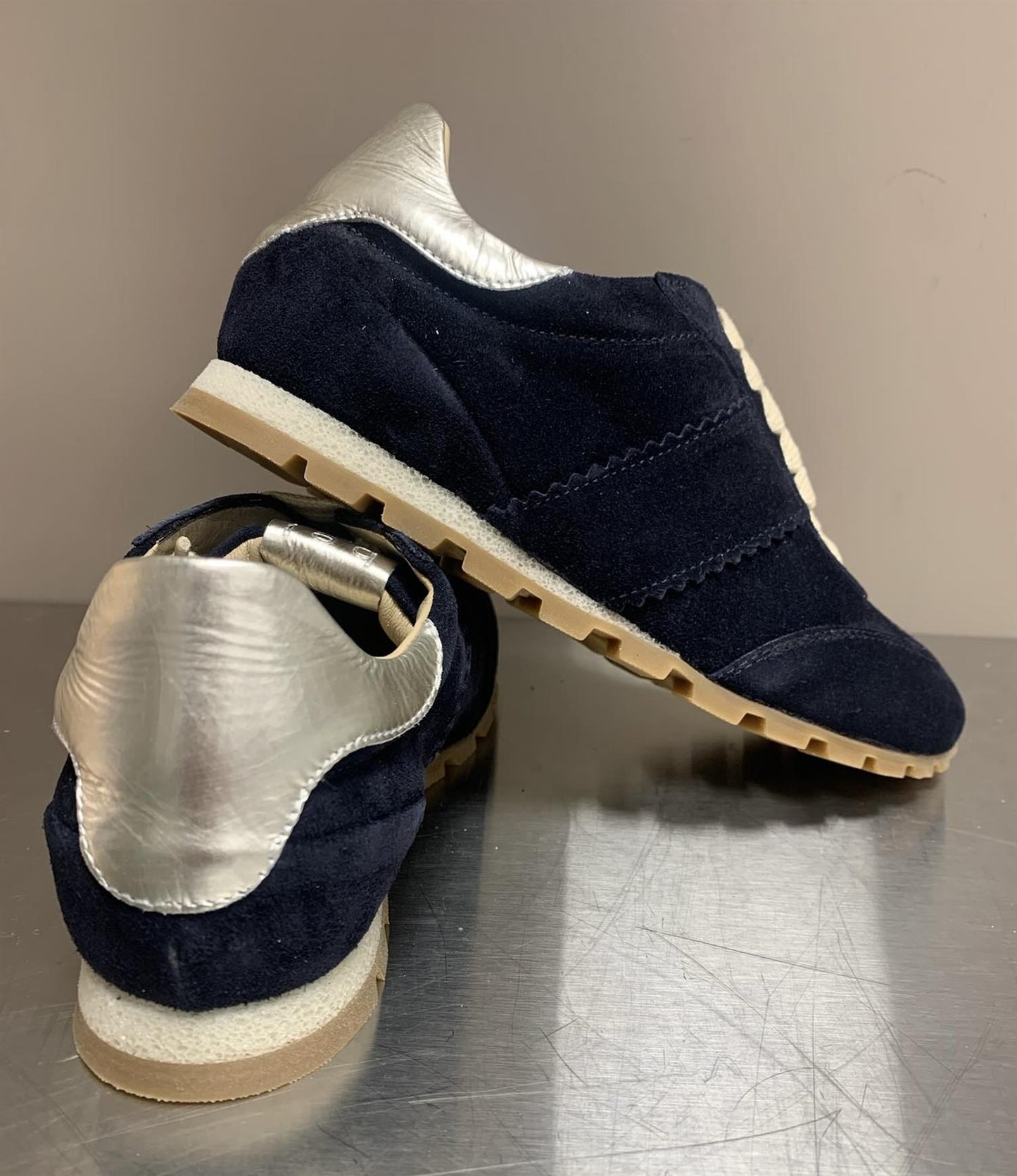 Laura Bellariva Ambra semsket sneaker Mørk Marine - ZhosLaila