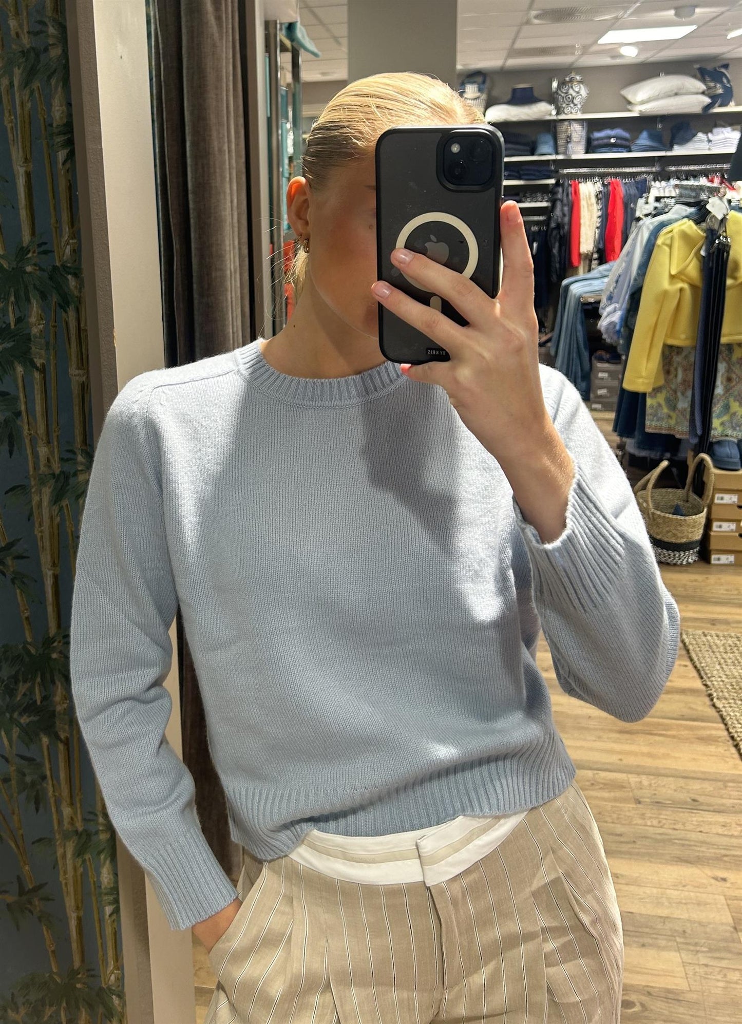 Warm Me Flores Cashmere genser Lyseblå