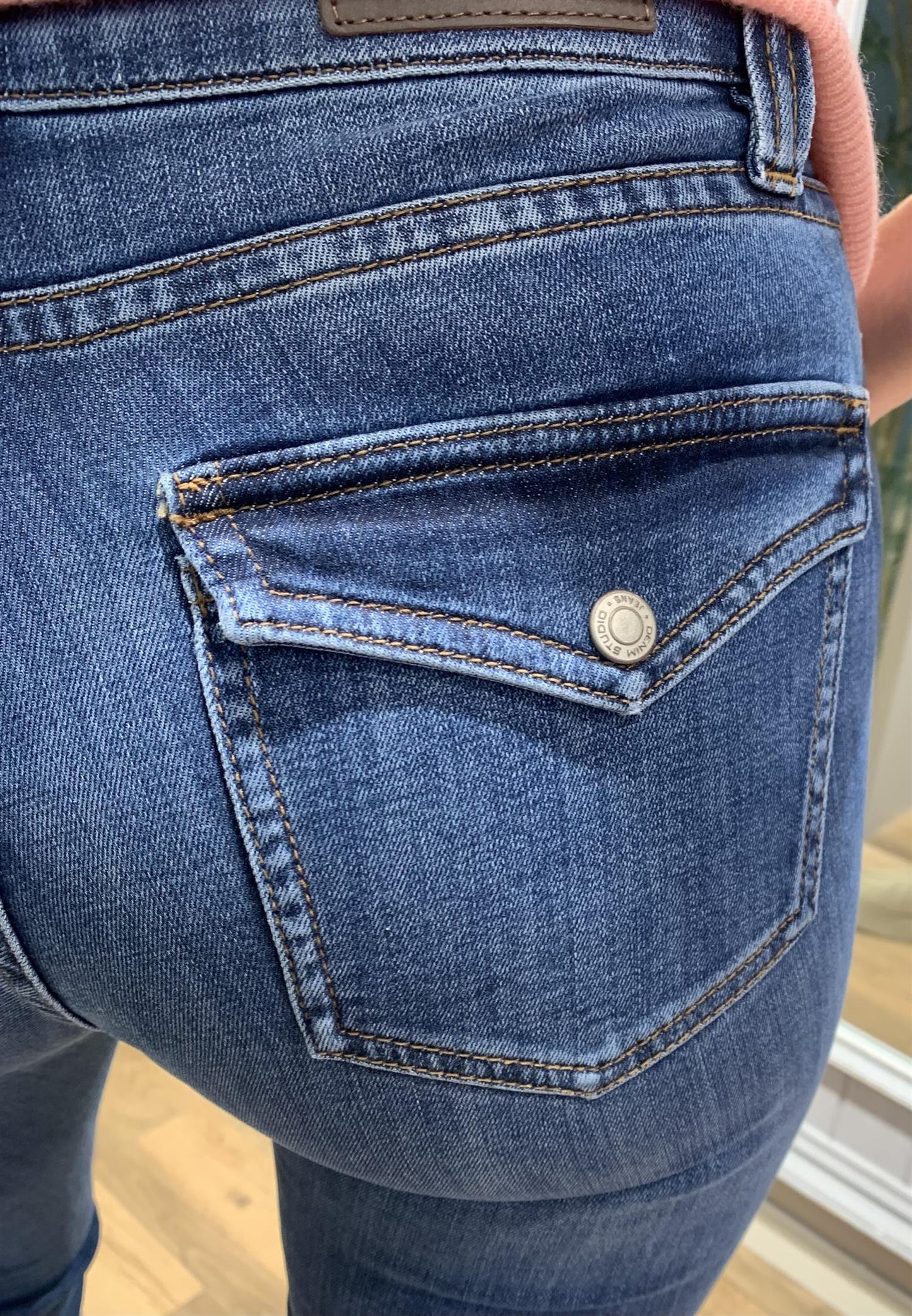 Denim Studio Owen Blue Cashmere Antic Wash Jeans - ZhosLaila