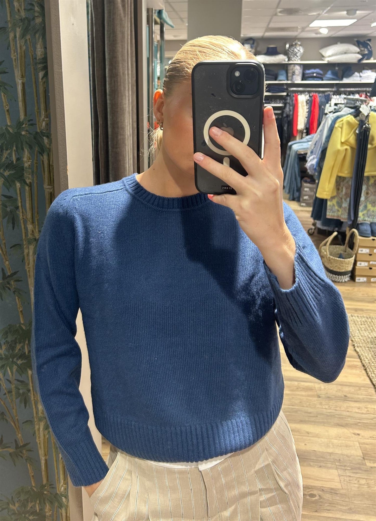Warm Me Flores Cashmere genser Denimblå