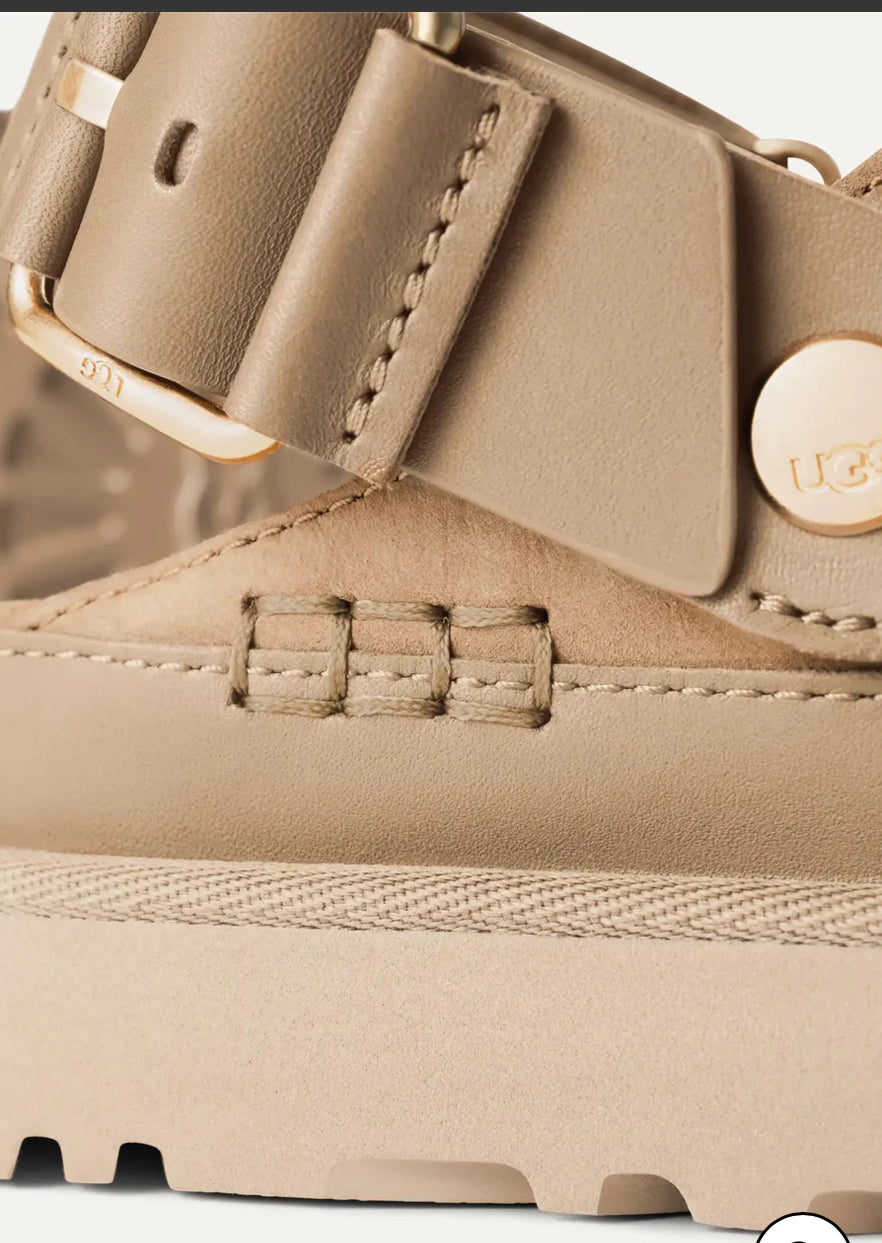 UGG Goldenstar Villa Clog Beige - ZhosLaila