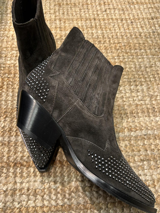 Laura Bellariva Studs Taupe Mørkebrun - ZhosLaila