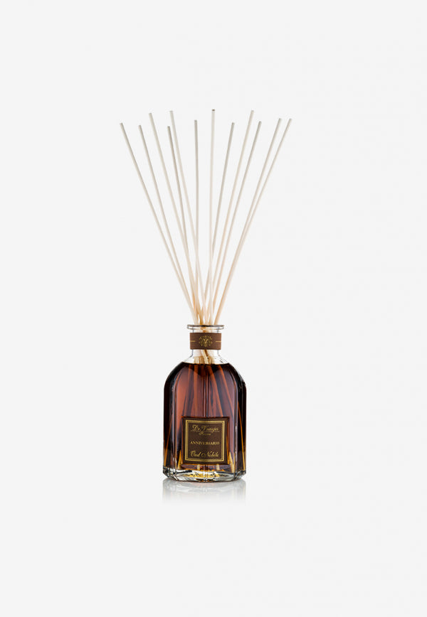Oud Nobile 250ml glass bottle with sticks