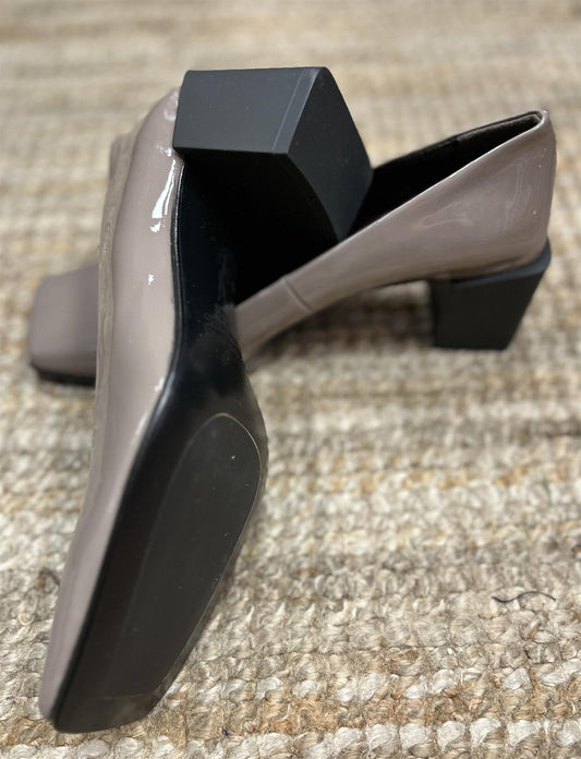 Laura Bellariva lakksko - ZhosLaila