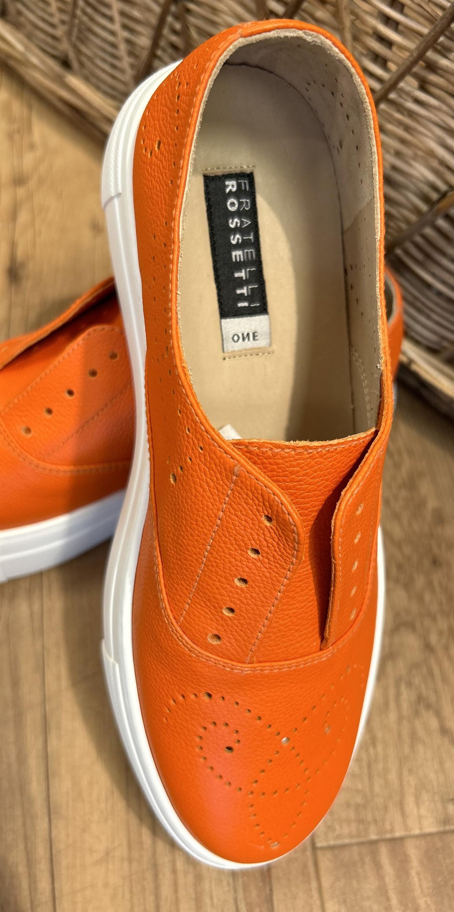 Tango Arancio - ZhosLaila