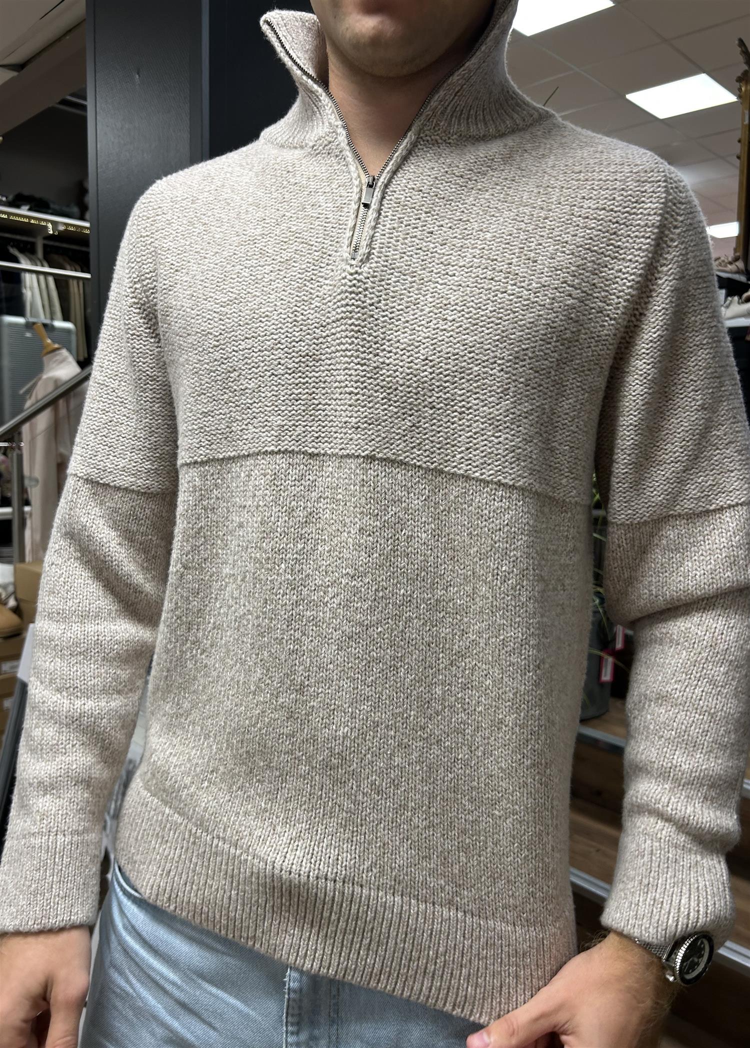 Altea William Herregenser høy hals Lys Beige - ZhosLaila