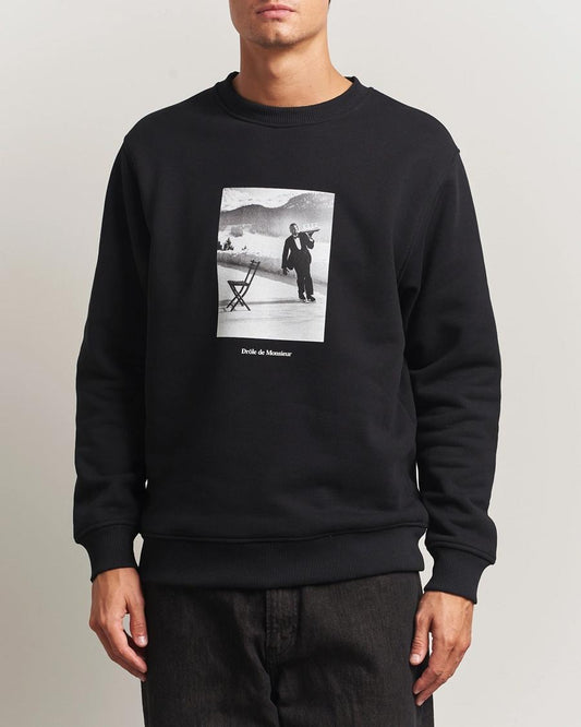 Drôle de Monsieur Ice Skating Waiter Sort