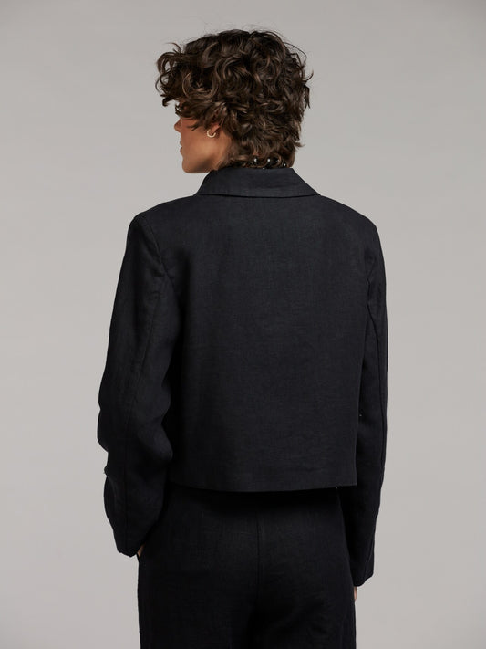 Leia Svart jakke av lin