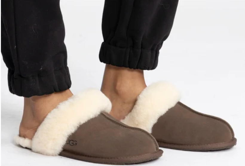 Ugg Scuffette II tøfler Brune