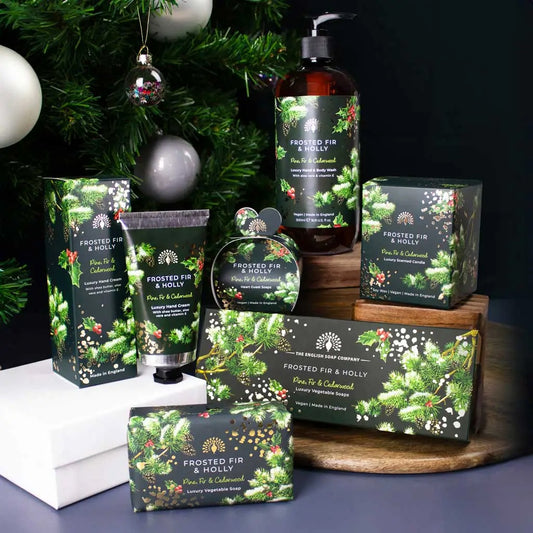 Christmas Tidings Frosted Fir and Holly Hånd- og kroppssåpe 500ml