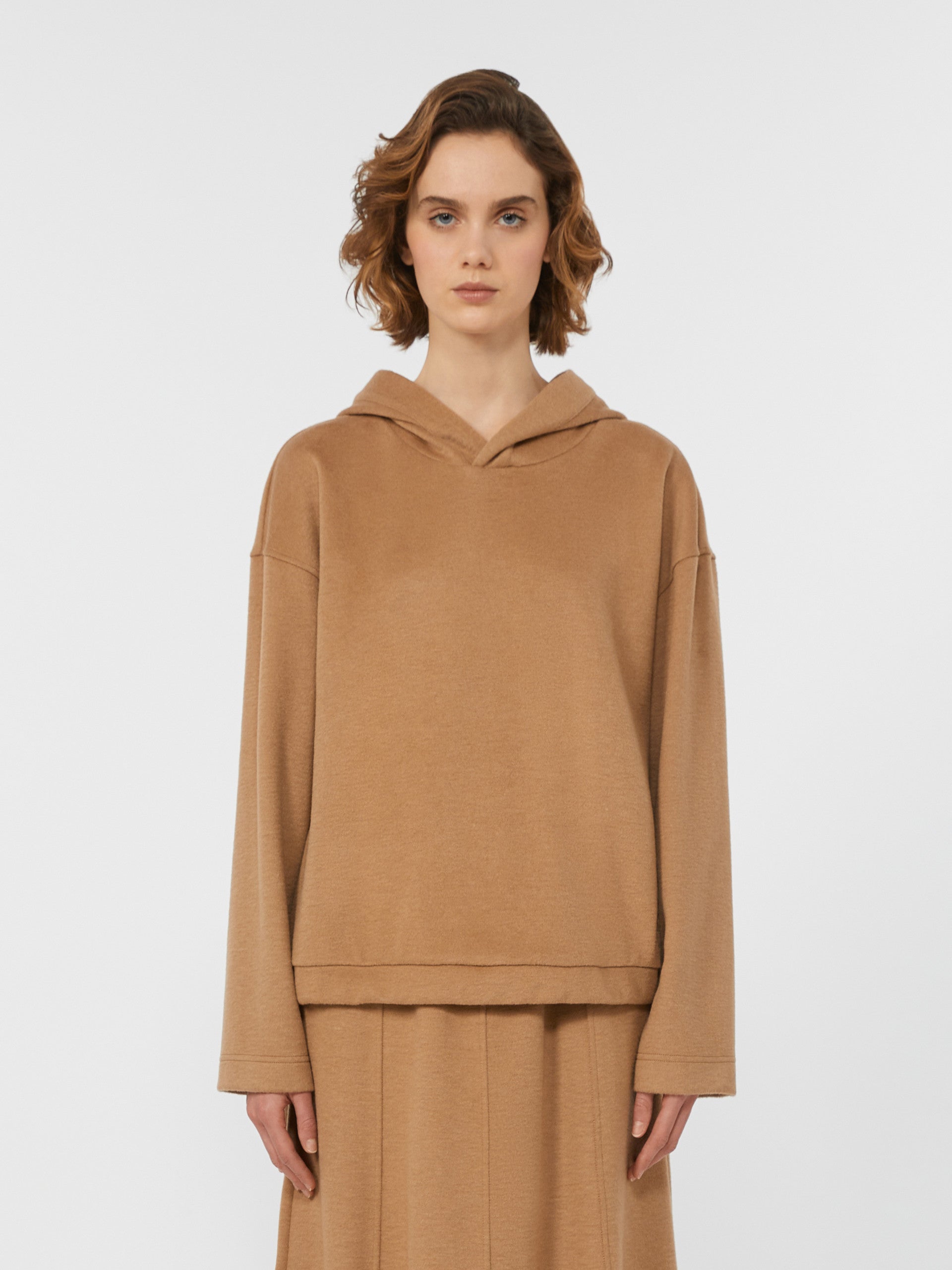 Oscuri hettegenser med drapering i jersey Camel - ZhosLaila