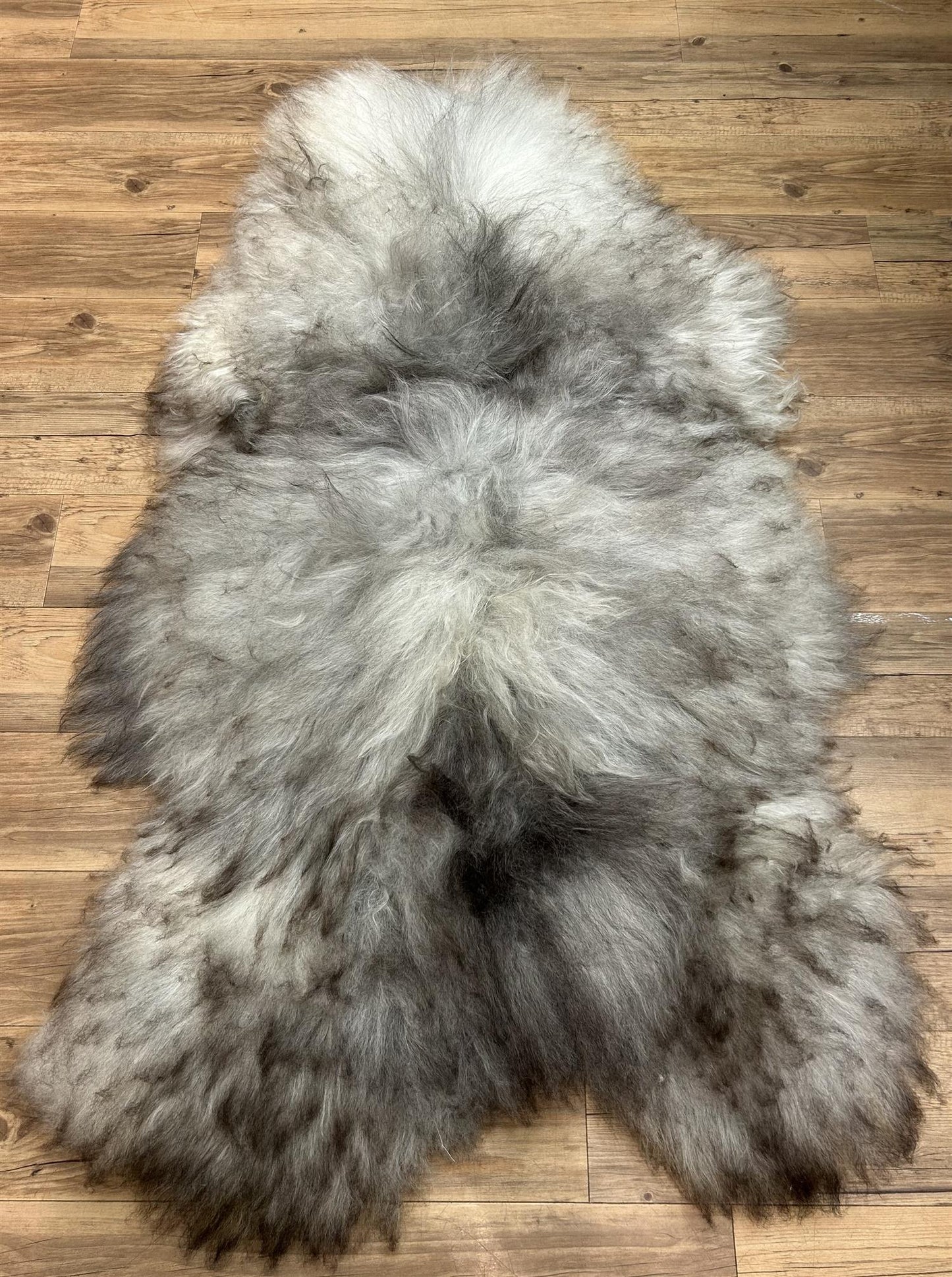 Norsk Saueskinn 110-120cm Grå variert