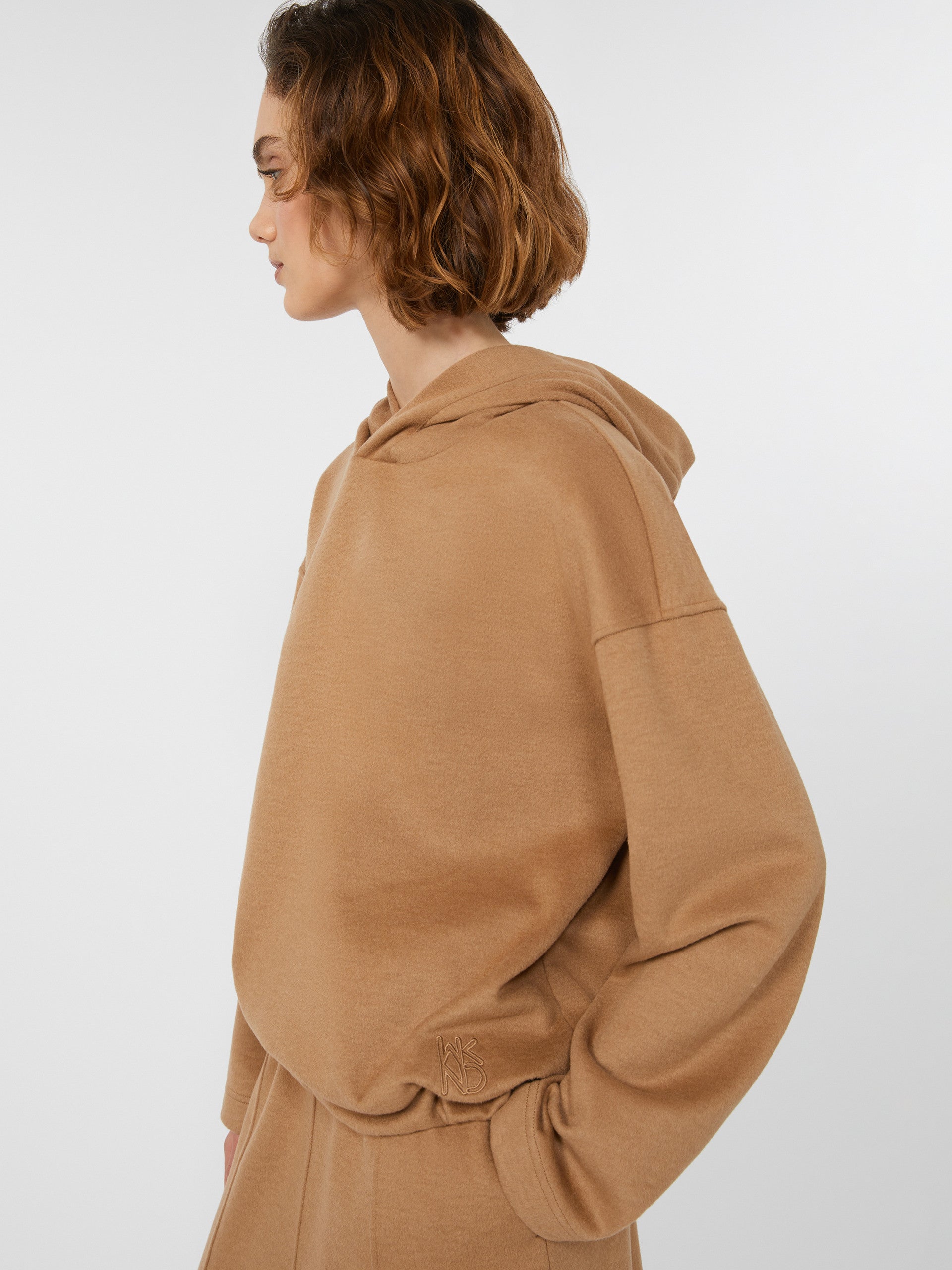 Oscuri hettegenser med drapering i jersey Camel - ZhosLaila