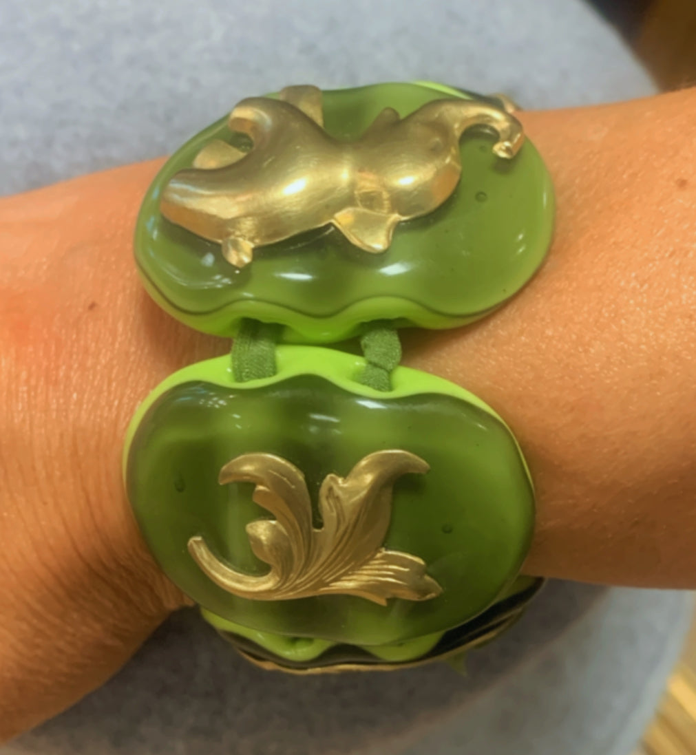 Armbånd med 5 stener ovale mørke grønn