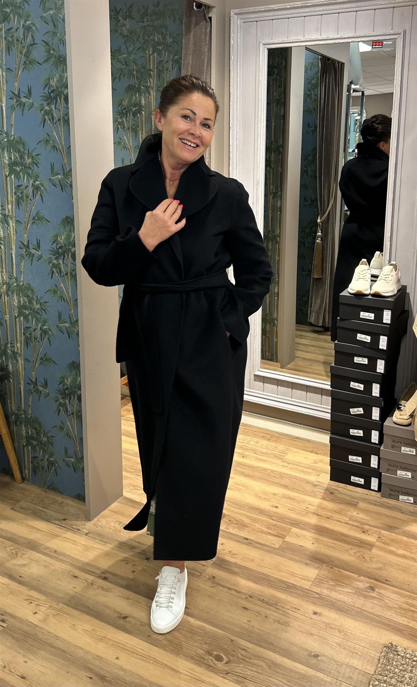 Max Mara Paola Kåpe i ull og kasjmir med belte Sort