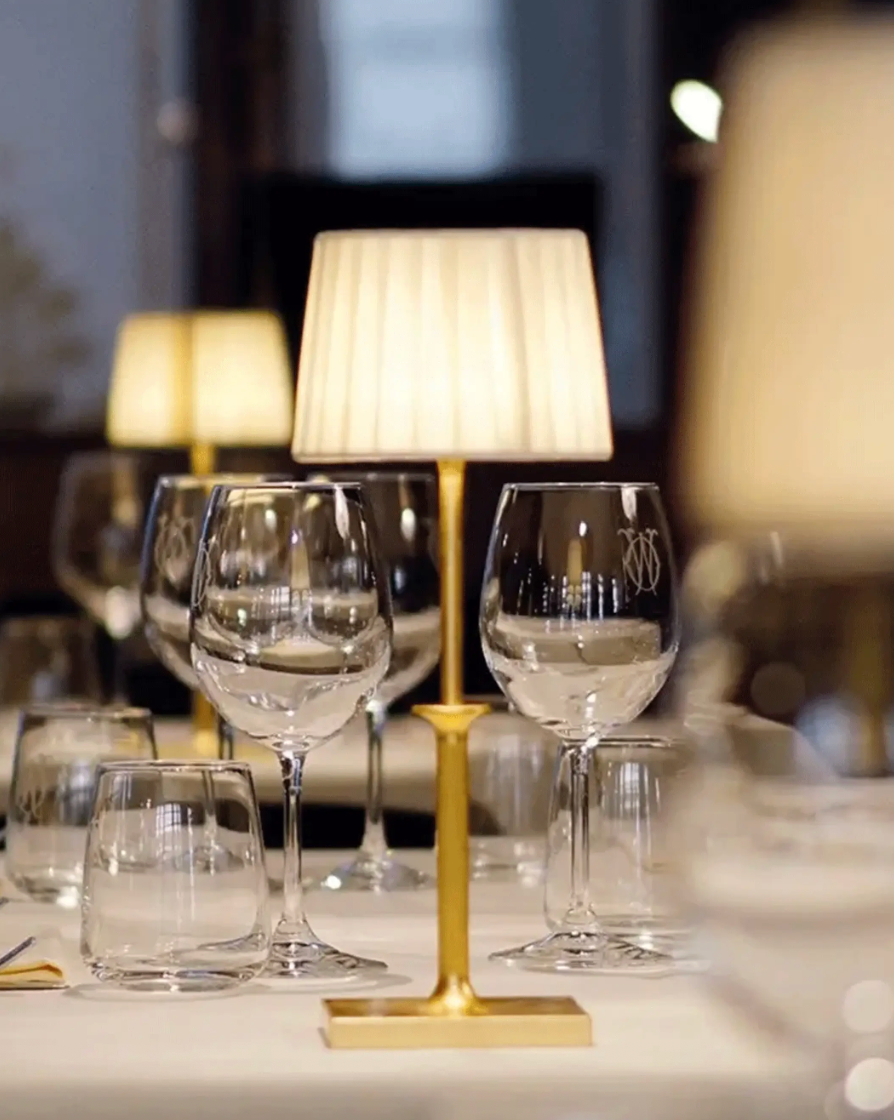 Poldina Classic Table lamp