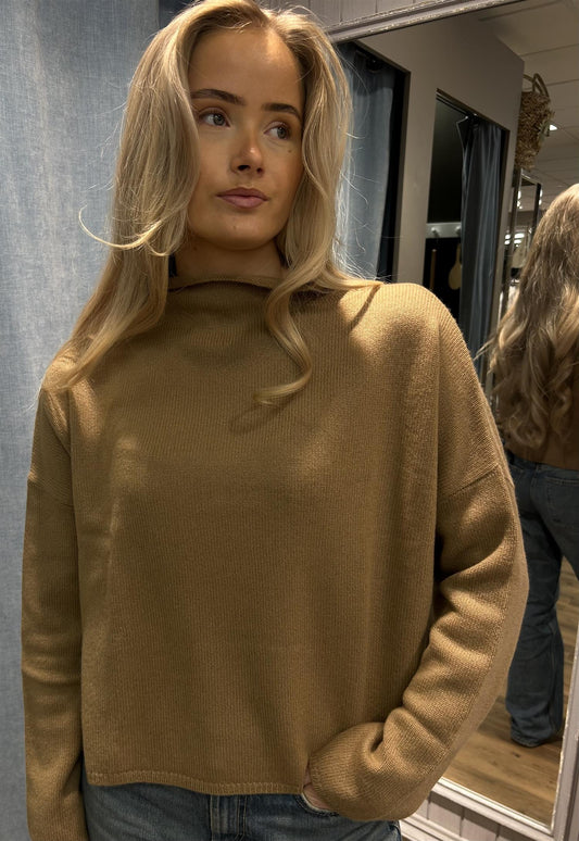 Lisa Yang Sandy Brushed genser Camel
