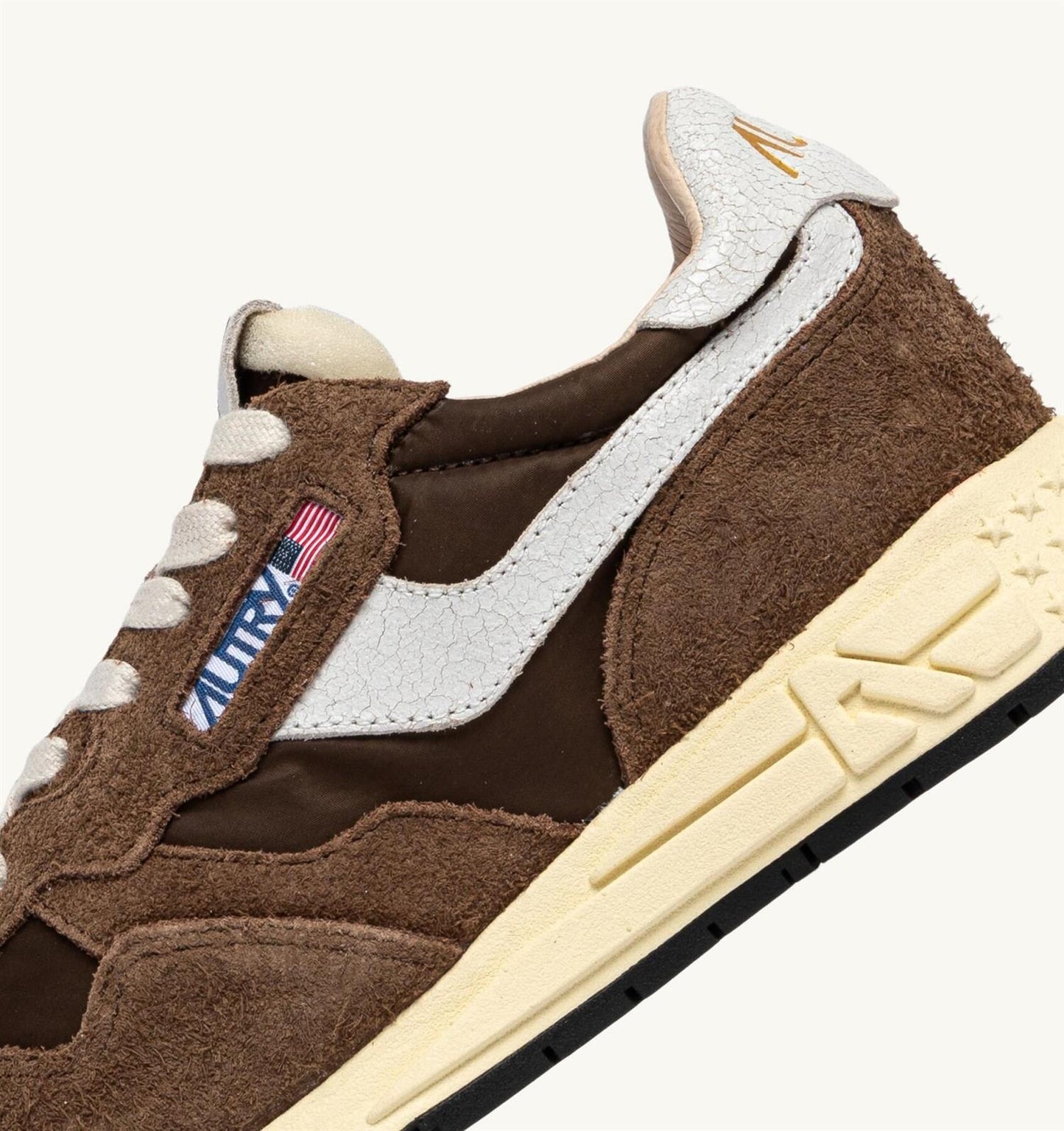 Autry Reelwind lave sneakers semsket og nylon Brune