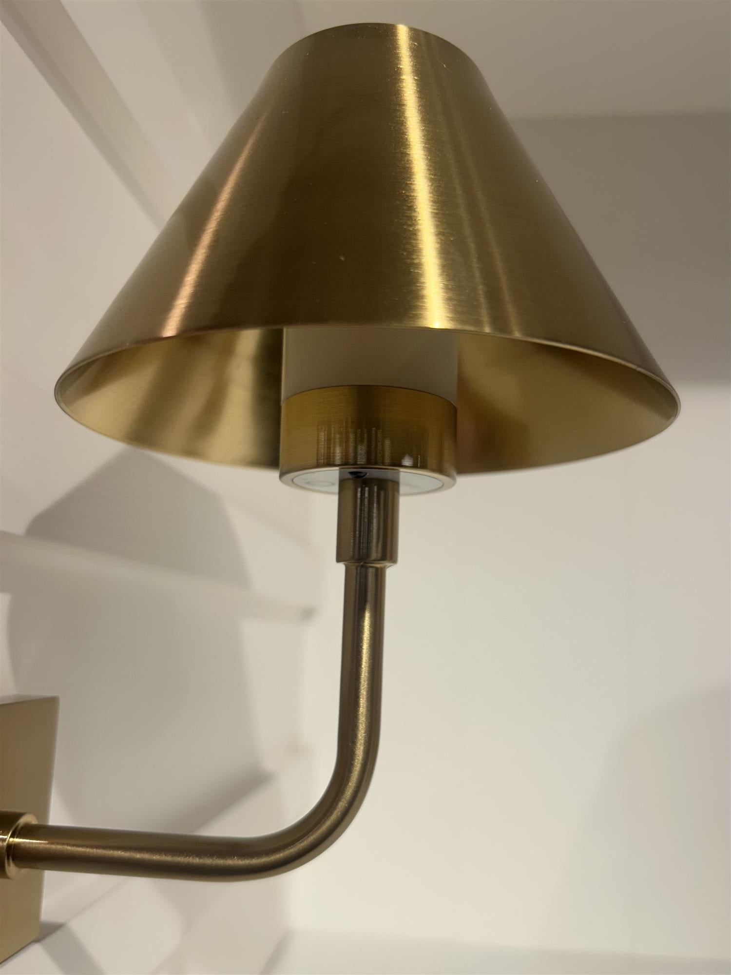 Madrid vegg lampe m skjerm - ZhosLaila