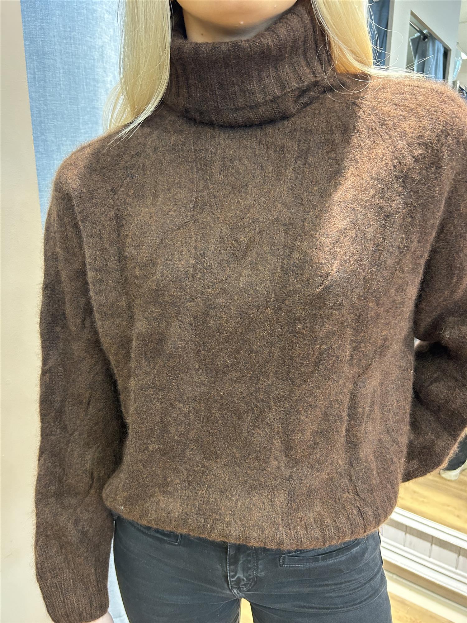 Allude høyhalset krage genser Brun - ZhosLaila