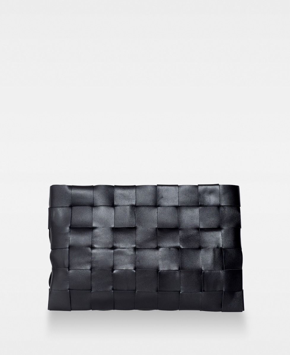 Dolores Woven Clutch