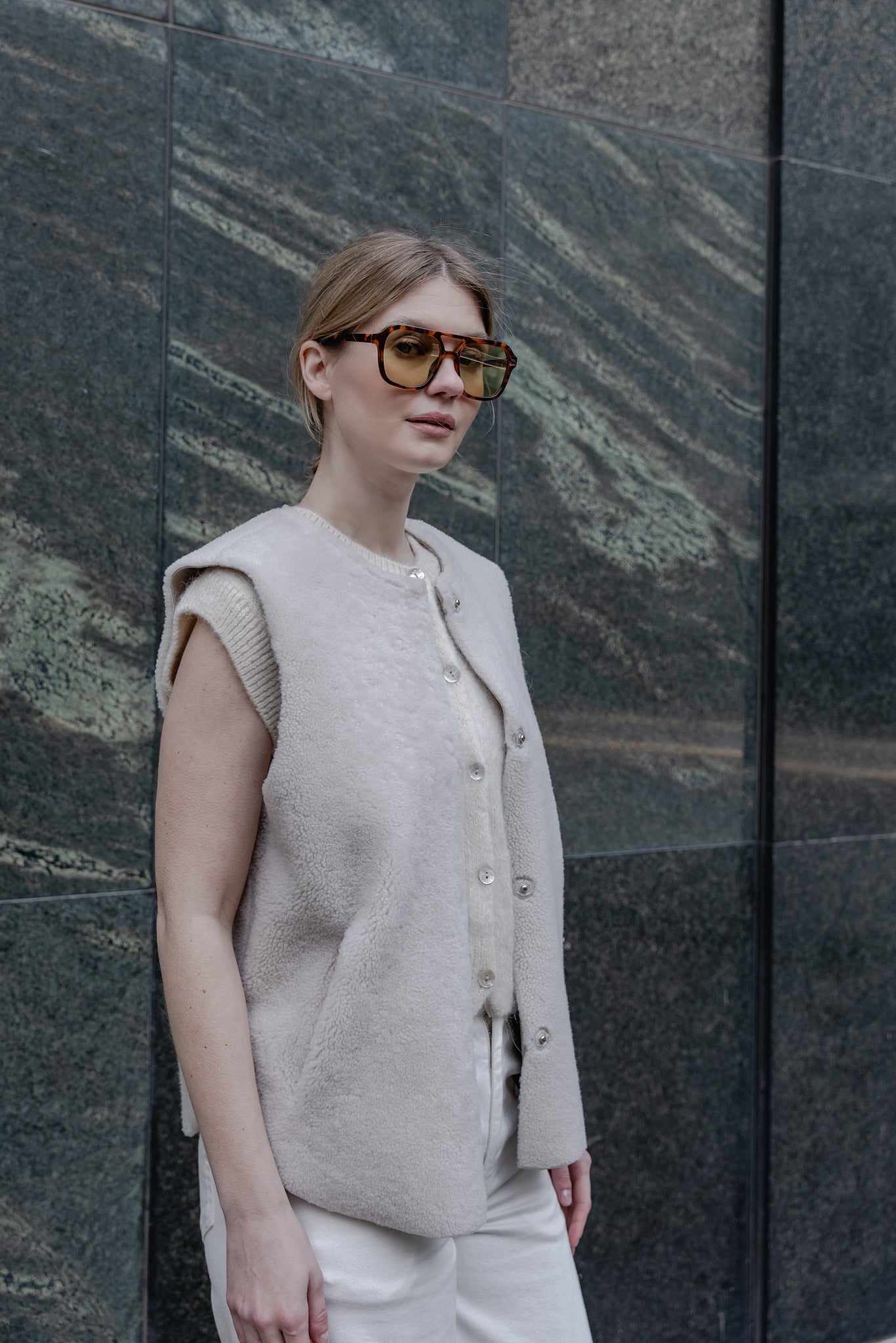 Utzon Heidis vendbar vest Beige