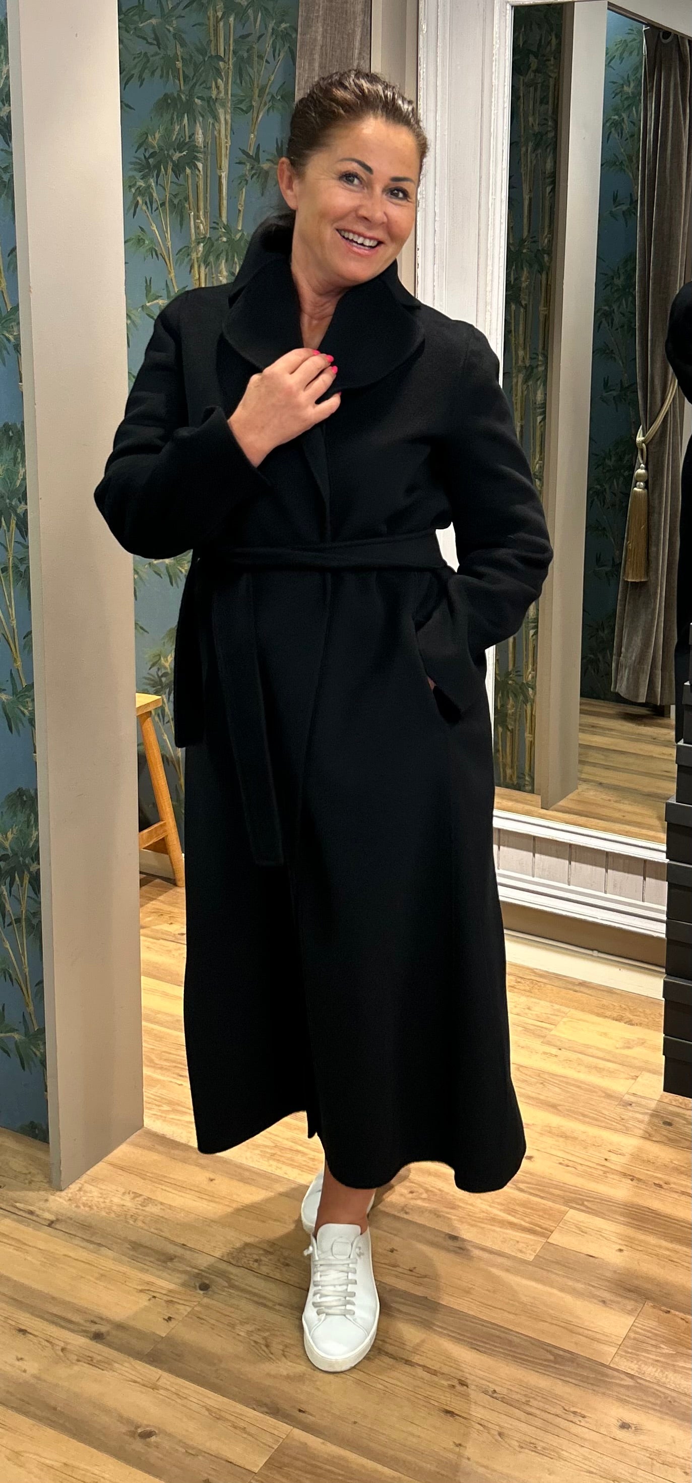 Max Mara Paola Kåpe i ull og kasjmir med belte Sort
