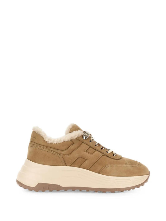 Hogan Hi-Fi-sneakers med saueskinnskant Lyse Beige